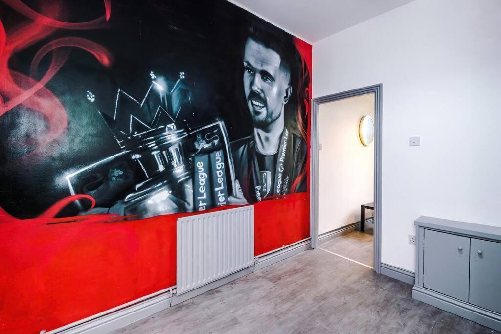 5 Sleeper Lfc Themed Apartment Liverpool Exterior photo